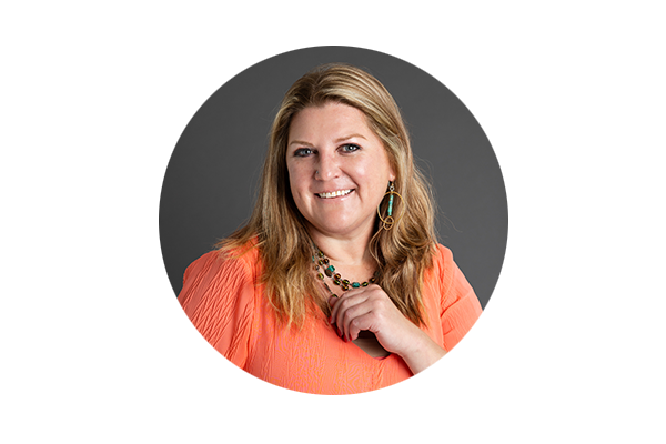 professional headshot of Rochelle Janda